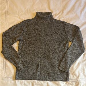 Liz Claiborne Turtleneck Sweater